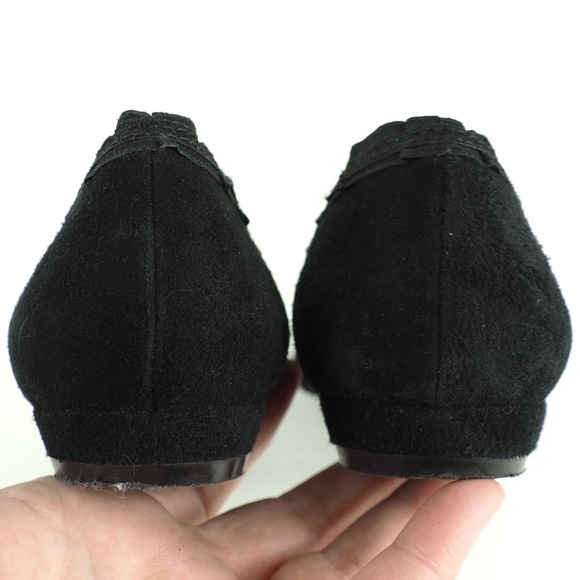 Italian made sz 36 black suede ruffle trim flats - Picture 6 of 8